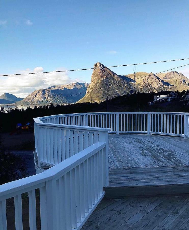 Апарт отель Senja Living Stonglandseidet Экстерьер фото